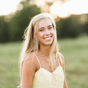 Meet your Posher, Paige